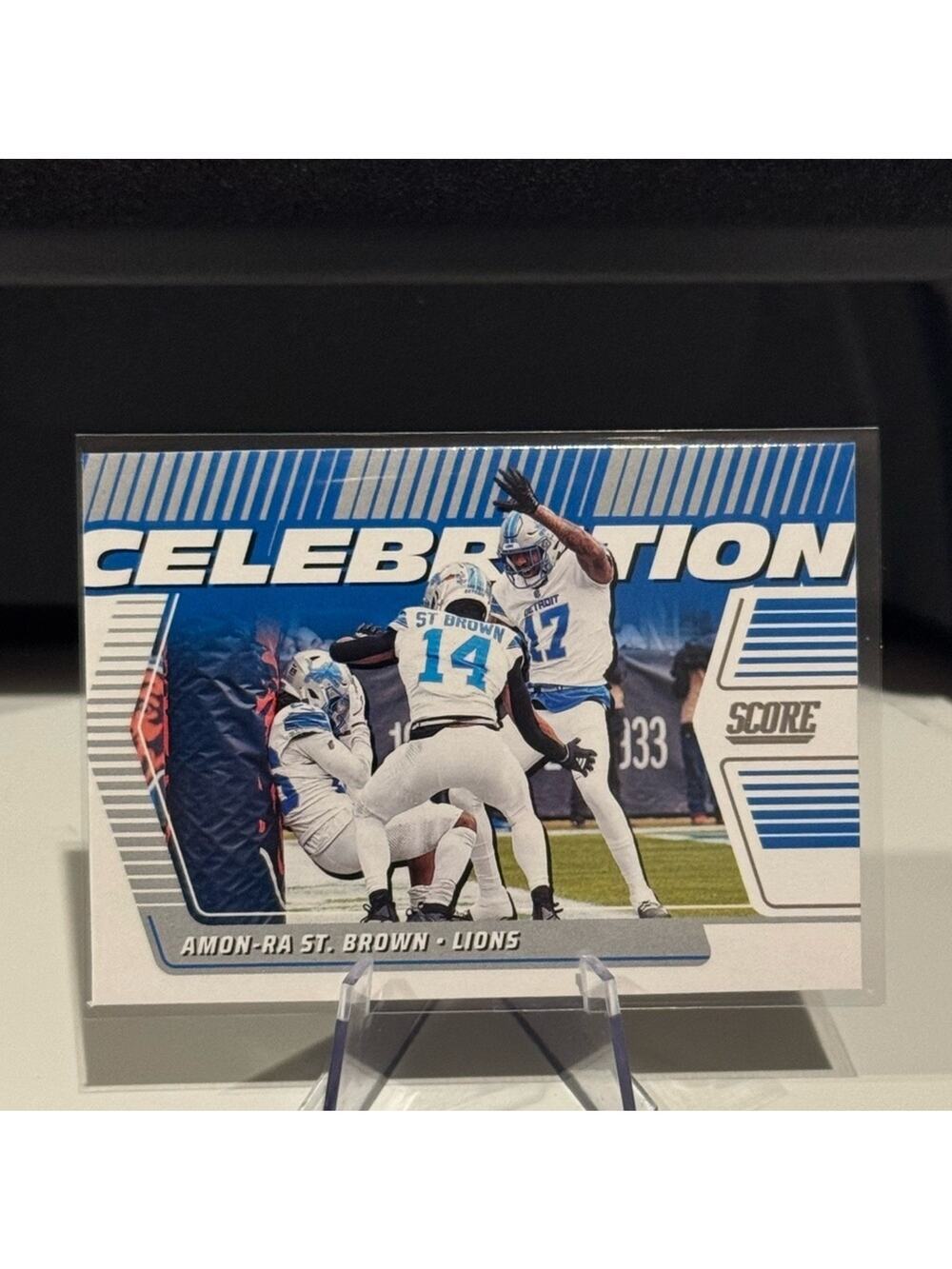 🔥 2025 Panini Score Amon-Ra St. Brown Celebration Card. Detroit Lions
